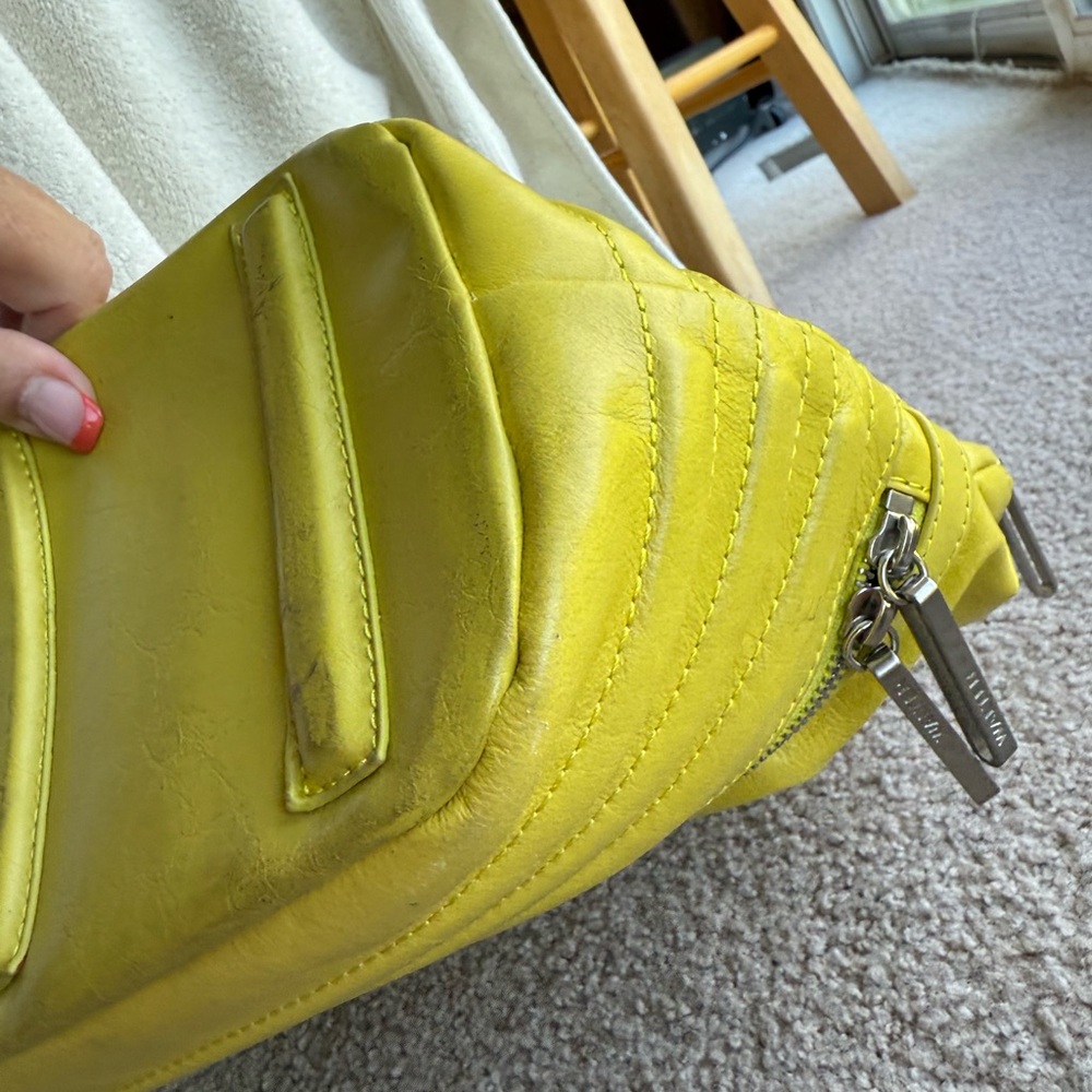 **RARE** Walter Baker Trapunto Yellow Shoulder Bag Leather EUC - Picture 14 of 16
